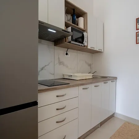 Seafront Marina Apartman Jelsa (Hvar)