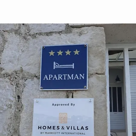 Seafront Marina Apartman Jelsa (Hvar)