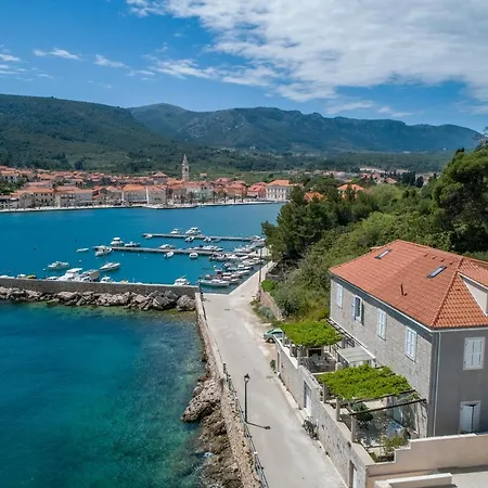 Seafront Marina * Jelsa (Hvar)